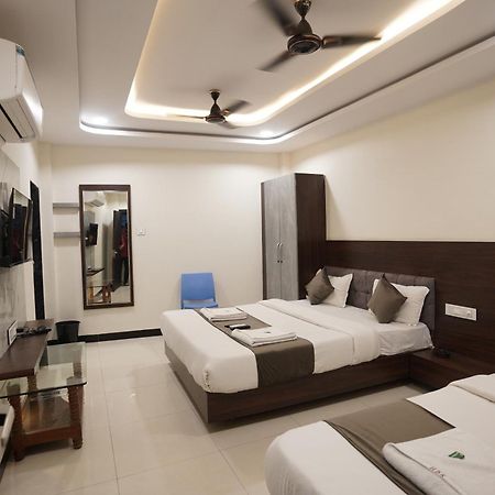 Hotel Dev Kripa Ujjain Luaran gambar
